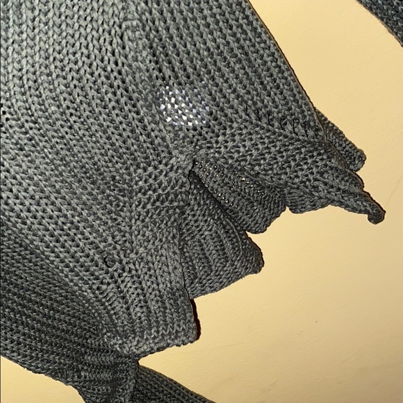 Dark green miracle distressed sweatshirt - Picture 5 of 8